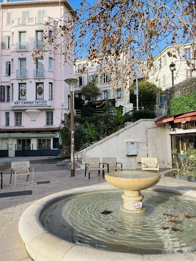 Appartement Duplex A Deux Pas Du Port Cannes