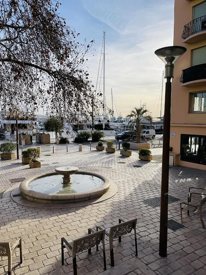 Apartment Appartement Duplex A Deux Pas Du Port Cannes Frankreich
